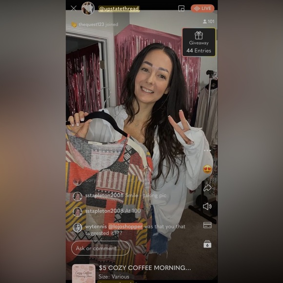 UPSTATETHREAD IS LIVE ☕️Every Monday&Thursday🩷50% Off Closet Items🤑Come Shop🛍 - Picture 4 of 5